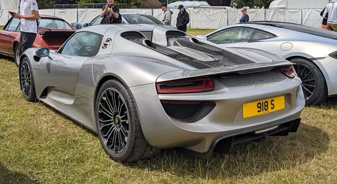 Porsche 918 Spyder — 5