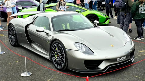 Porsche 918 Spyder — 6