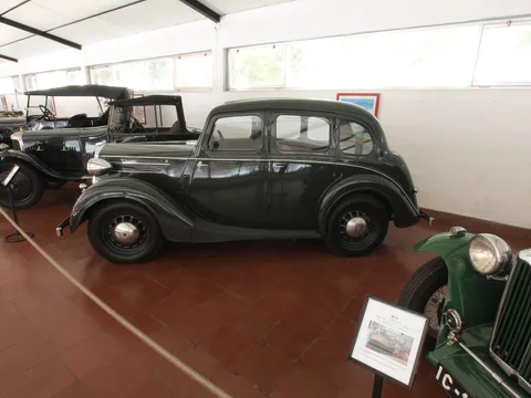 Wolseley Ten — 5