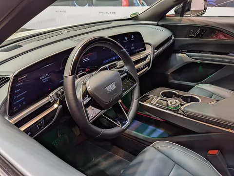 Cadillac Lyriq — 6