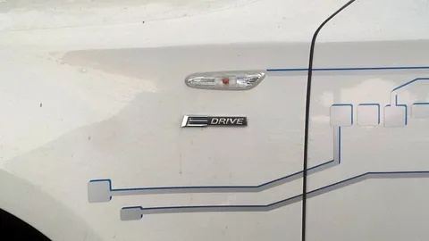 BMW ActiveE — 8