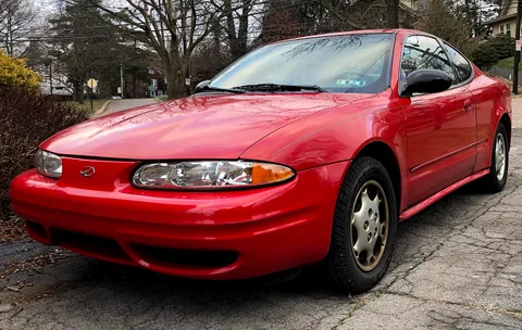 Oldsmobile Alero — 2