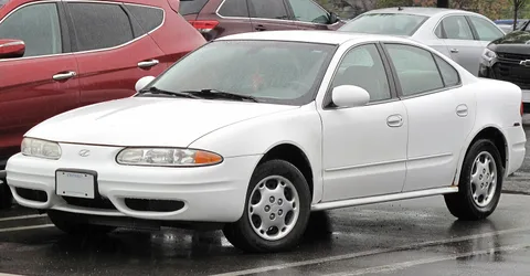 Oldsmobile Alero — 3