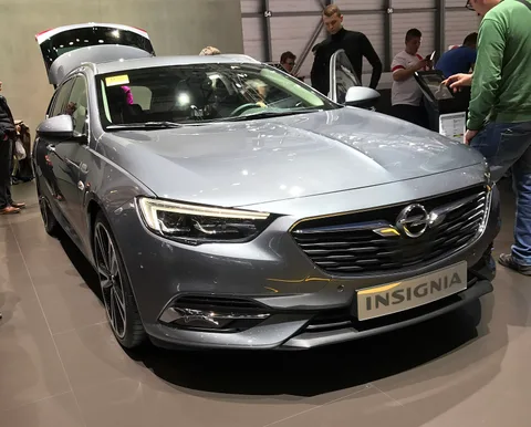 Opel Insignia B — 8