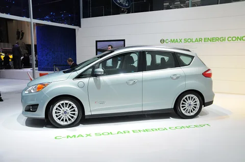 Ford C-Max Energi — 5