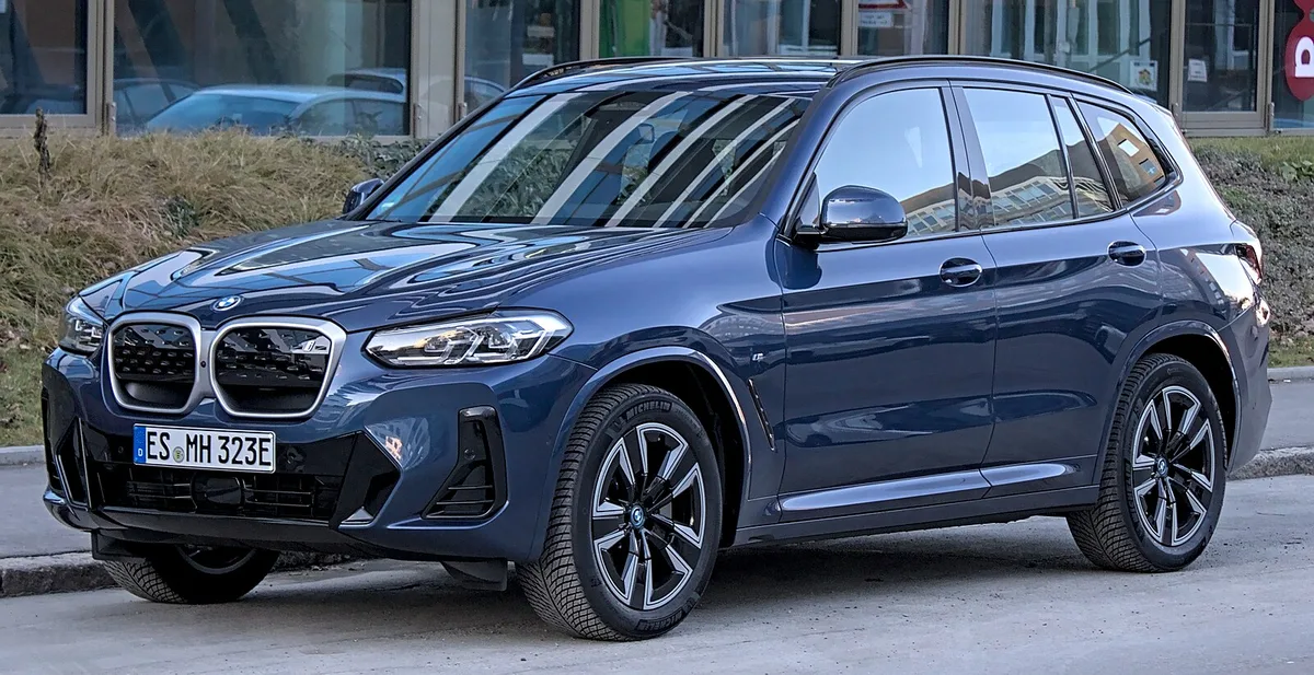 BMW iX3