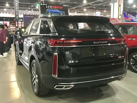 Bestune T99 — 8
