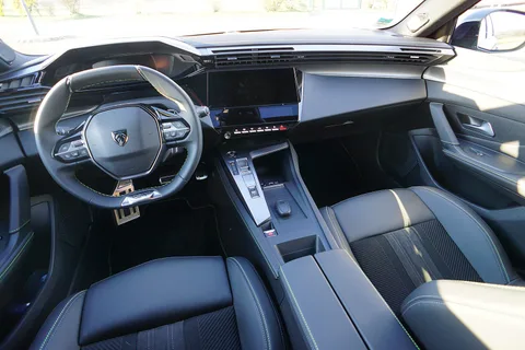 Peugeot 308 III — 8