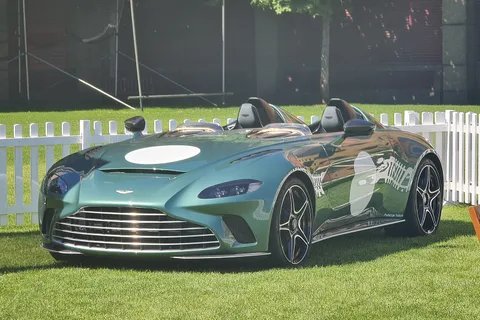 Aston Martin V12 Speedster — 5