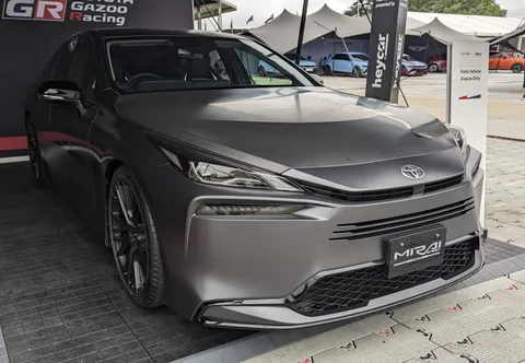 Toyota Mirai (JPD20) — 6