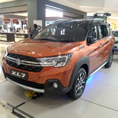 Suzuki XL7 — 8