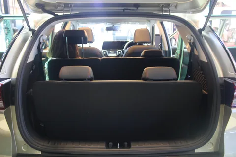 Kia Sonet — 6
