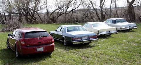 Dodge St. Regis — 8