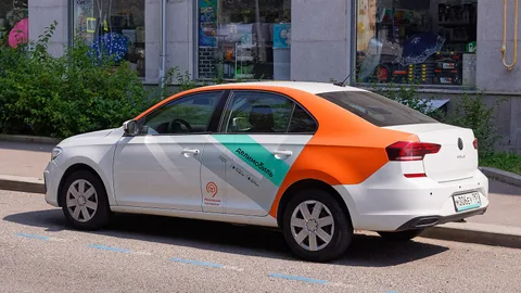 Volkswagen Polo Sedan — 3
