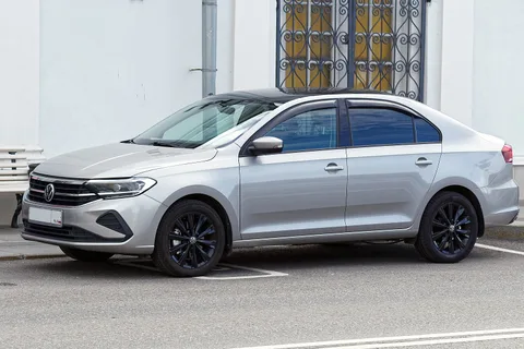 Volkswagen Polo Sedan — 7