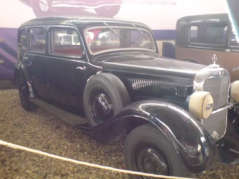 Mercedes-Benz W18 — 4