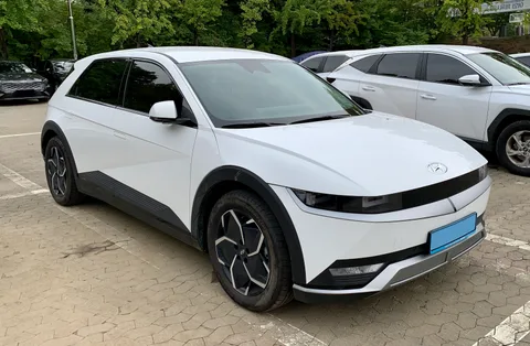 Hyundai Ioniq 5 — 7