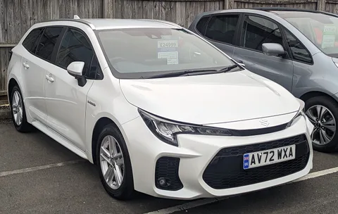 Suzuki Swace — 5