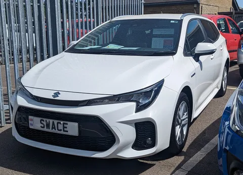 Suzuki Swace — 6