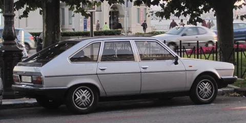 Renault 30 — 2