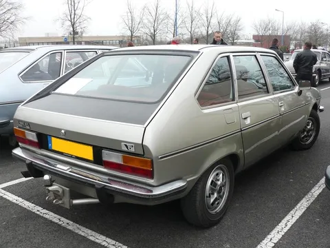 Renault 30 — 6